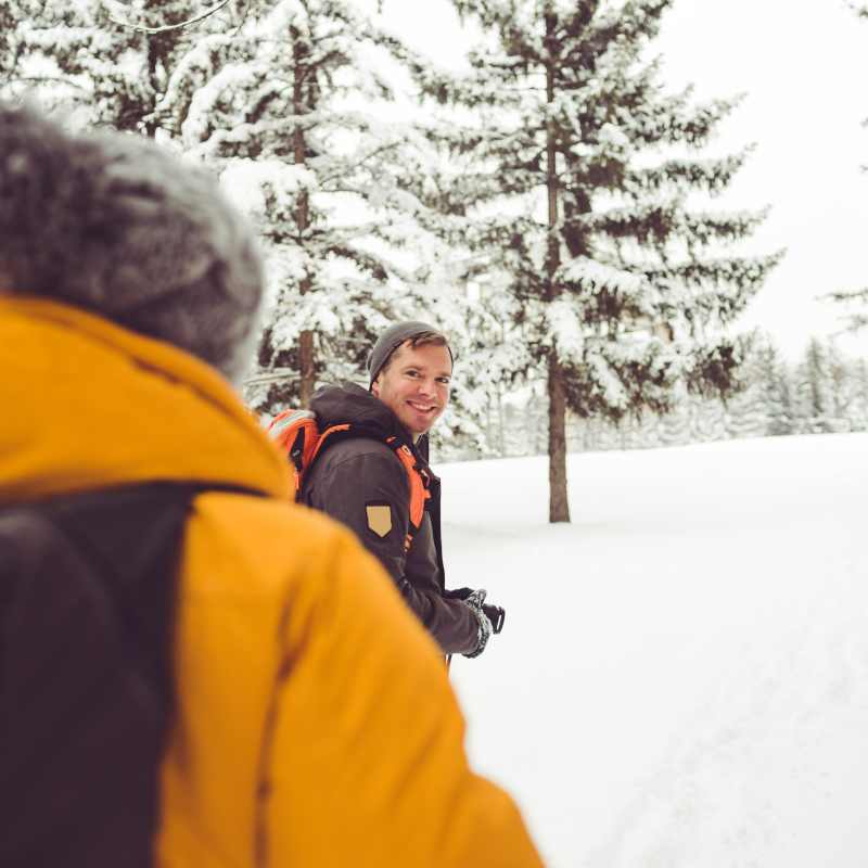 ¡Más caliente de lo que piensas! Consejos esenciales para las caminatas de invierno con la mochila Passion Coast
